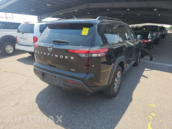 2025 Nissan Pathfinder SV – miniatura 5