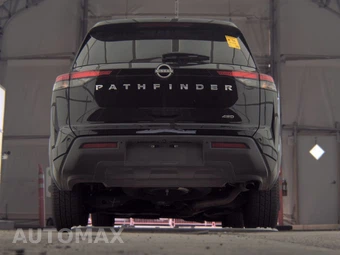 2025 Nissan Pathfinder SV – miniatura 7