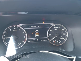 2025 Nissan Pathfinder SV – miniatura 12
