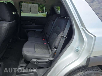 2025 Nissan Pathfinder SV – miniatura 10
