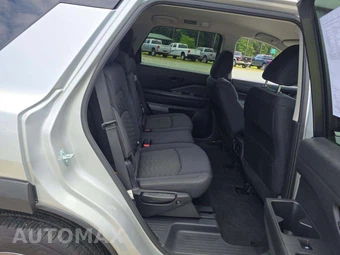2025 Nissan Pathfinder SV – miniatura 14