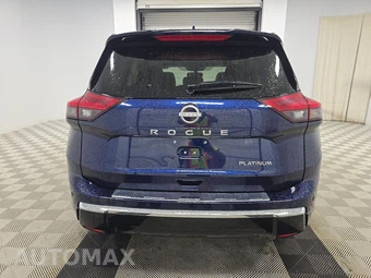 2025 Nissan Rogue Platinum - miniatura 5