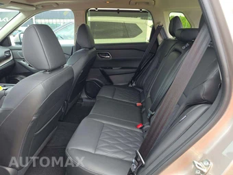 2025 Nissan Rogue Platinum – miniatura 13