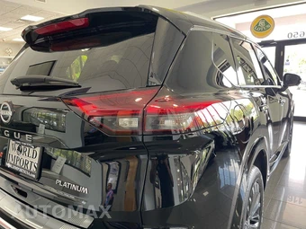 2025 Nissan Rogue Platinum - miniatura 17