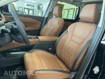 2025 Nissan Rogue Platinum - miniatura 26