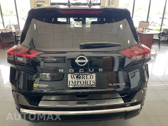 2025 Nissan Rogue Platinum - miniatura 4