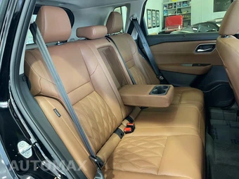 2025 Nissan Rogue Platinum - miniatura 46