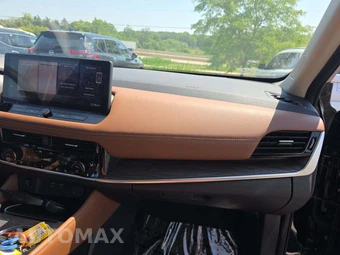 2025 Nissan Rogue Platinum – miniatura 16