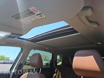 2025 Nissan Rogue Platinum – miniatura 8