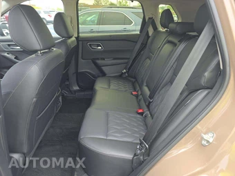 2025 Nissan Rogue Platinum – miniatura 10