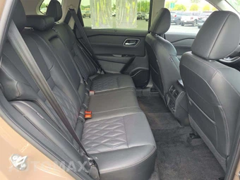 2025 Nissan Rogue Platinum – miniatura 13