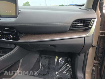 2025 Nissan Rogue Platinum – miniatura 16