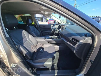 2025 Nissan Rogue Platinum - miniatura 15