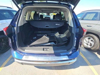 2025 Nissan Rogue Platinum – miniatura 14