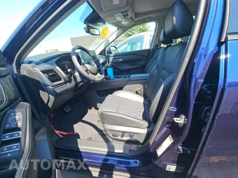 2025 Nissan Rogue Platinum – miniatura 6
