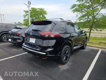 2025 Nissan Rogue Platinum – miniatura 3