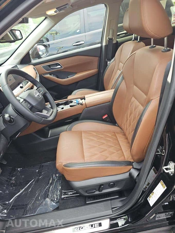 2025 Nissan Rogue Platinum – miniatura 6