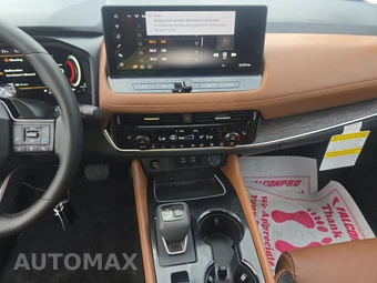 2025 Nissan Rogue Platinum – miniatura 11