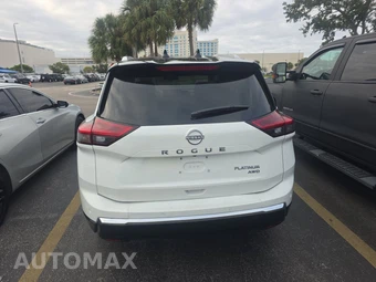 2025 Nissan Rogue Platinum – miniatura 5