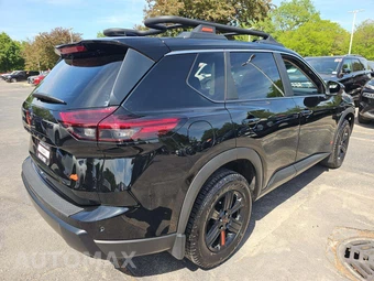 2025 Nissan Rogue Rock Creek – miniatura 3