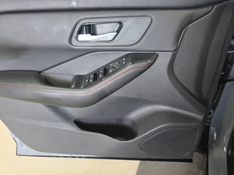2025 Nissan Rogue Rock Creek – miniatura 9
