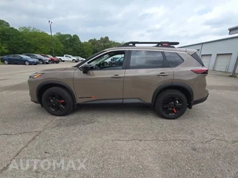 2025 Nissan Rogue Rock Creek – miniatura 3