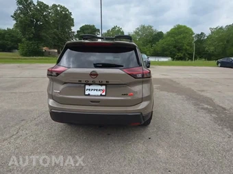 2025 Nissan Rogue Rock Creek – miniatura 4