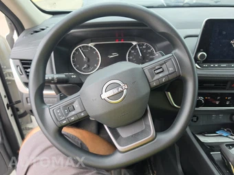 2025 Nissan Rogue S - miniatura 10