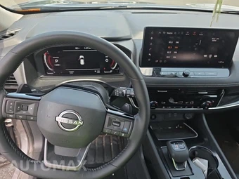 2025 Nissan Rogue SL - miniatura 12