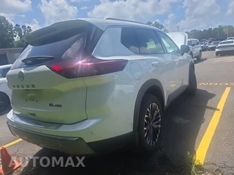 2025 Nissan Rogue SL - miniatura 5