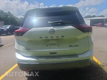 2025 Nissan Rogue SL - miniatura 6