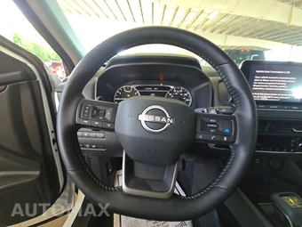 2025 Nissan Rogue SV - miniatura 10