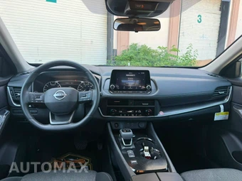 2025 Nissan Rogue SV - miniatura 11