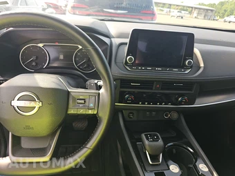 2025 Nissan Rogue SV – miniatura 11
