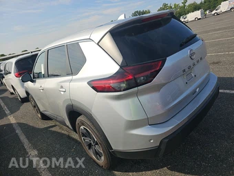 2025 Nissan Rogue SV – miniatura 6