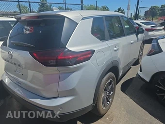 2025 Nissan Rogue SV - miniatura 4