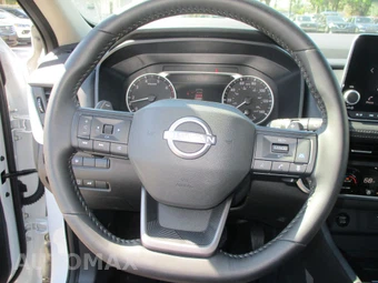 2025 Nissan Rogue SV - miniatura 19