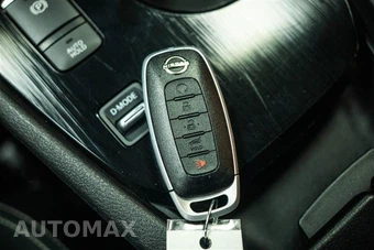 2025 Nissan Rogue SV - miniatura 22