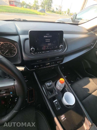 2025 Nissan Rogue SV - miniatura 10