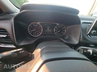2025 Nissan Rogue SV - miniatura 9
