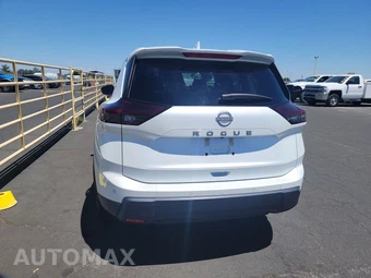 2025 Nissan Rogue SV – miniatura 5