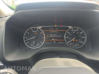 2025 Nissan Rogue SV – miniatura 6