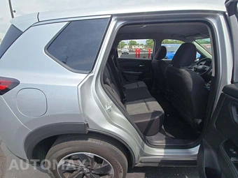 2025 Nissan Rogue SV – miniatura 13