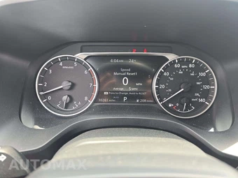 2025 Nissan Rogue SV – miniatura 6