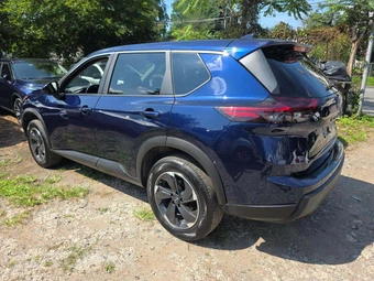 2025 Nissan Rogue SV - miniatura 2