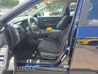 2025 Nissan Rogue SV – miniatura 6