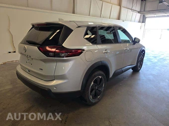 2025 Nissan Rogue SV - miniatura 3