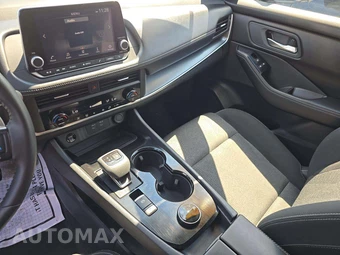 2025 Nissan Rogue SV – miniatura 10