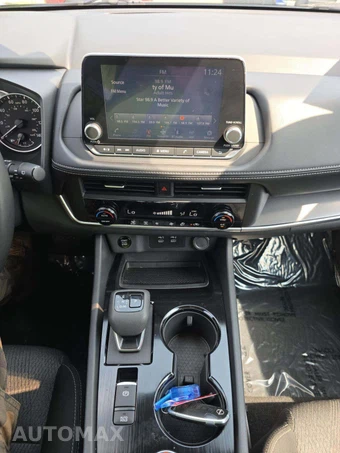 2025 Nissan Rogue SV - miniatura 10