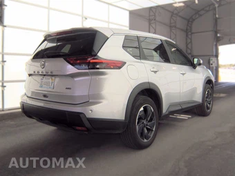 2025 Nissan Rogue SV – miniatura 4